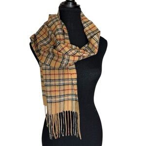 CASHMINK MANTLES Tan Plaid Scarf Fringe Black Red White Pattern